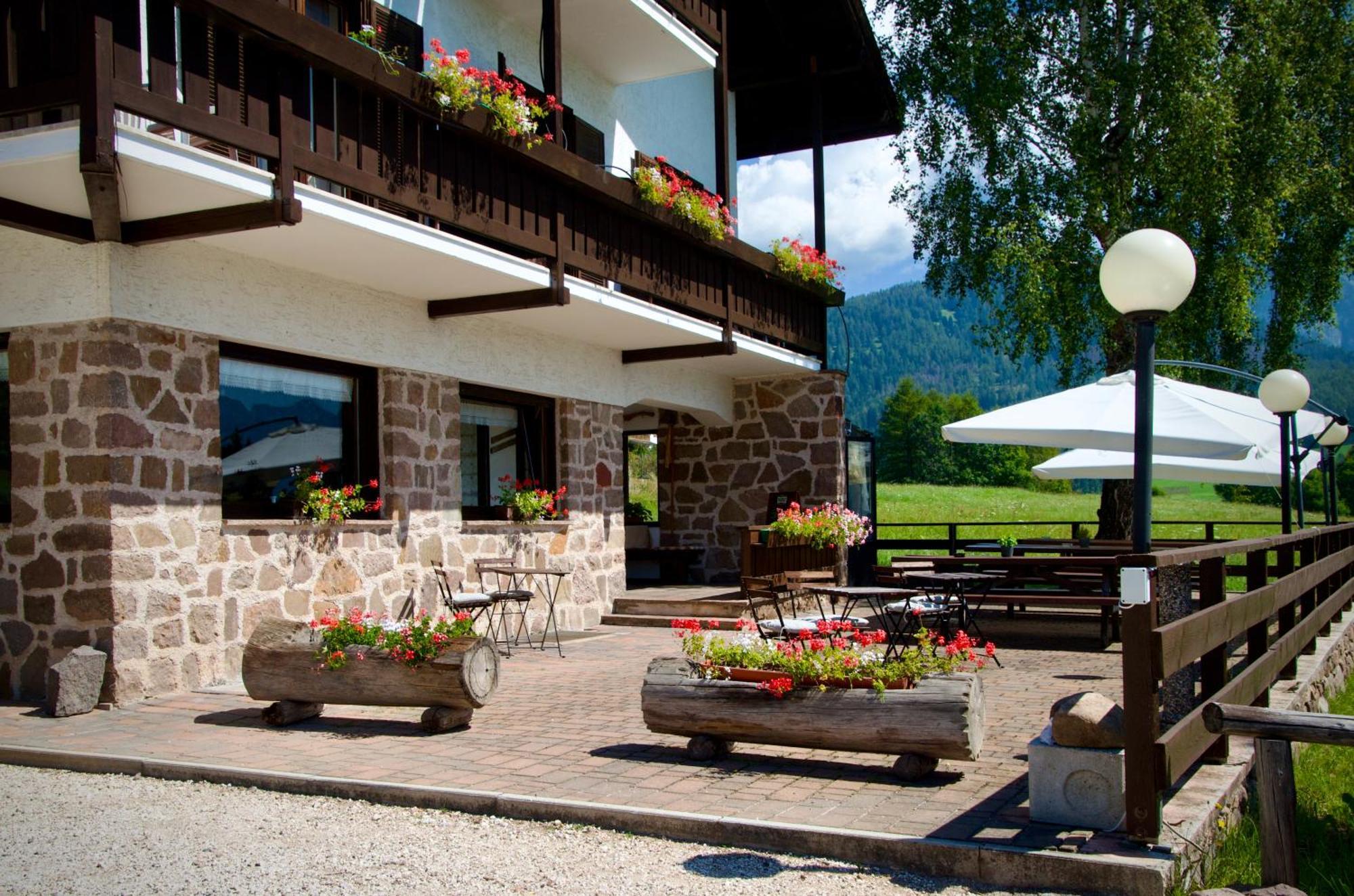Hotel Garni Edy Daiano Екстериор снимка
